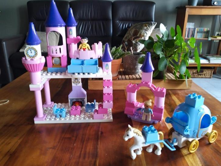 DUPLO kasteel 6154 en koets 6153 van Assepoester, Enfants & Bébés, Jouets | Duplo & Lego, Comme neuf, Duplo, Ensemble complet