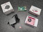Raspberry PI 5 8GB in behuizing + voeding + SD kaartje 128GB, Ophalen, Zo goed als nieuw