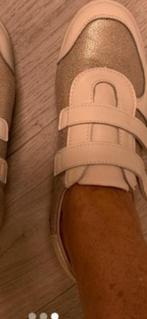 Beige sneakers, Kleding | Dames, Schoenen, Ophalen, Zo goed als nieuw, Beige, Sneakers