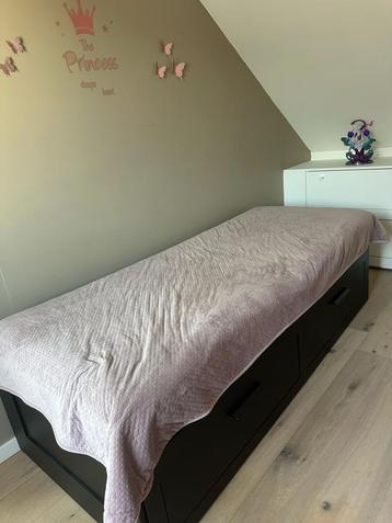 Ikea Bed, Huis en Inrichting, Slaapkamer | Bedden, Ophalen, Zo goed als nieuw