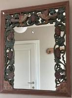 Vintage spiegel in hout uitgestoken, Antiek en Kunst, Ophalen