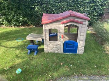 Speelhuisje Little Tikes beschikbaar voor biedingen