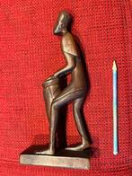 Oud houten Afrikaans beeld getekend, Antiek en Kunst, Ophalen of Verzenden