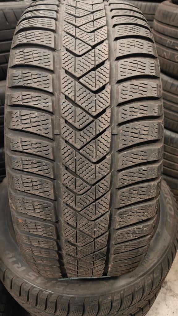 235/45r18 Pirelli winterbanden 50€ per stuk met montage, Auto-onderdelen, Besturing, Ophalen