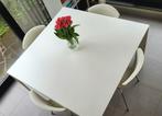 Kartell tafel en 4 stoelen, Maison & Meubles, Tables | Tables à manger, Utilisé, Enlèvement ou Envoi, Carré