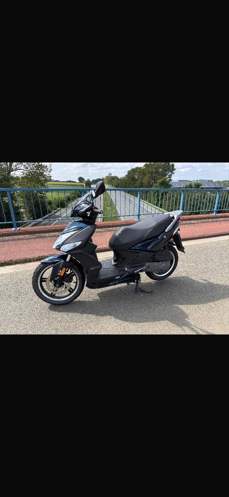 Blauwe kymco agility 16+ 50cc, Fietsen en Brommers, Brommeronderdelen | Scooters, Zo goed als nieuw, Kymco, Ophalen