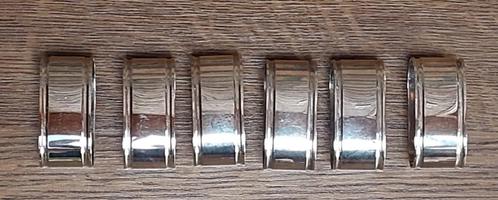 6 ronds de serviette en argent - En excellent état - 6€, Maison & Meubles, Cuisine | Couverts, Comme neuf, Ensemble de couverts