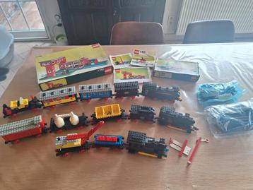 Lot lego oude treinen beschikbaar voor biedingen
