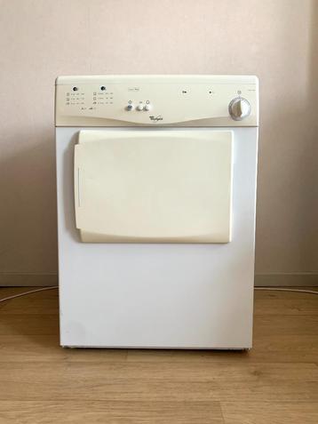  Whirlpool droger van 6 kg beschikbaar voor biedingen