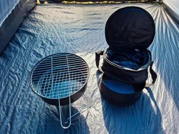 kampeer barbecue met koeltas  beschikbaar voor biedingen