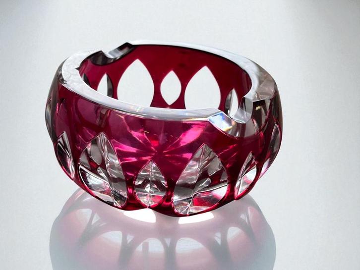 vintage kristallen ruby  asbak Val Saint Lambert, Antiek en Kunst, Antiek | Glaswerk en Kristal, Ophalen of Verzenden