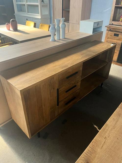 Dressoir mangohout industriël (outlet), Huis en Inrichting, Woonaccessoires | Overige, Zo goed als nieuw, Ophalen