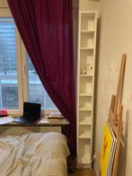 Bibliothèque IKEA, Enlèvement, Comme neuf