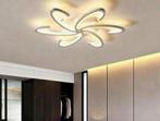 Plafonnier LED moderne aux courbes abstraites + télécommande, Maison & Meubles, Lampes | Plafonniers, Enlèvement ou Envoi