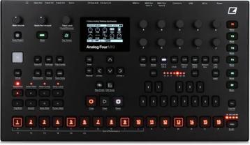 Analog Four MKII + garantie + patches + Desksaver beschikbaar voor biedingen