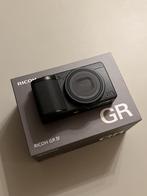 Nieuw Ricoh GR IV 2026 Digitale Point & Shoot Camera, Enlèvement ou Envoi, Neuf, Compact