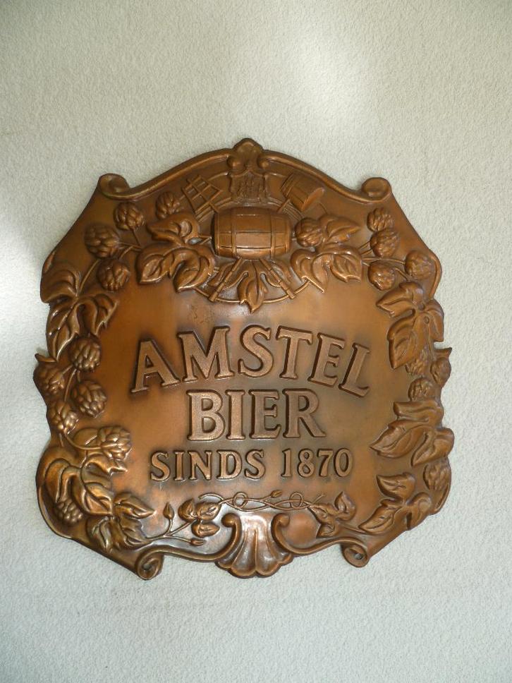 METALEN BROUWERIJ BORDJE"AMSTEL BIER"UIT JAREN 50/60, Collections, Marques & Objets publicitaires, Utilisé, Panneau publicitaire