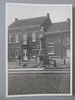 foto Koningshooikt waterpomp borstbeeld Leopold I, Verzenden, Zo goed als nieuw, Gebouw, Foto