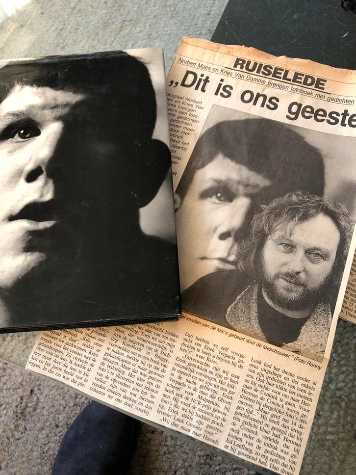 Kunstboek fotografie en poëzie over bijzondere mensen, Boeken, Gedichten en Poëzie, Zo goed als nieuw, Meerdere auteurs, Verzenden