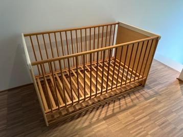 Kinderbedje Hout b: 800 x l: 1400 x h: 780 beschikbaar voor biedingen