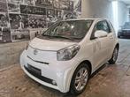 Toyota iq 1.3 automatique idrive, Auto's, Toyota, Te koop, Stadsauto, Benzine, Voorwielaandrijving