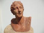 Frans HUYGELEN 1878-1940 tête buste jeune femme terre cuite, Antiquités & Art, Art | Sculptures & Bois, Enlèvement