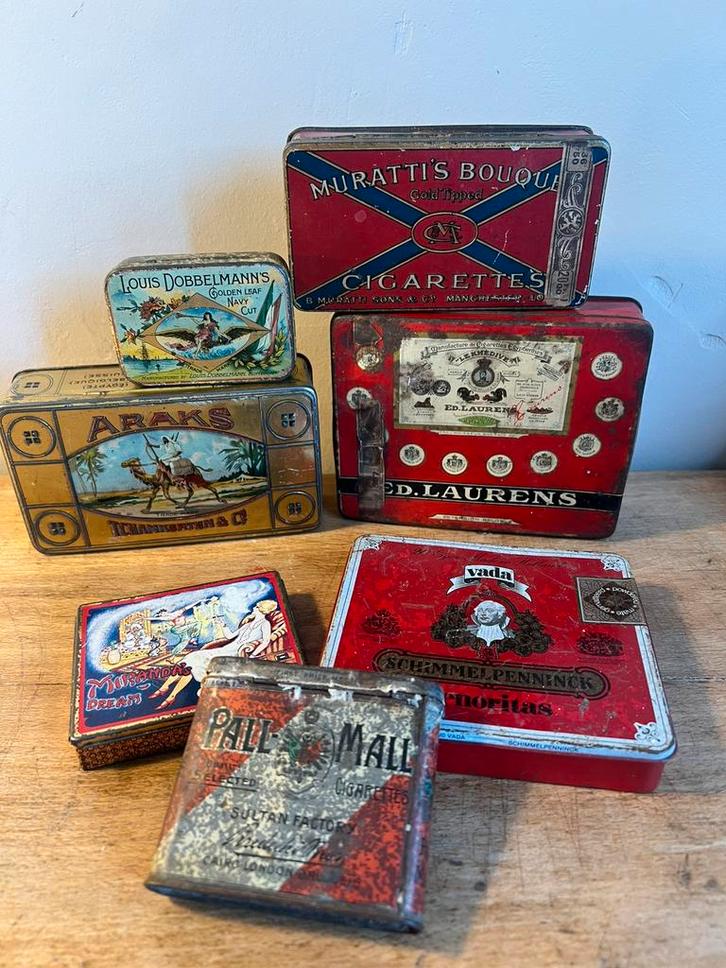 Ensemble de boîtes en metal de cigares et cigarettes, Verzamelen, Rookartikelen, Aanstekers en Luciferdoosjes, Gebruikt, Tabaksdoos of Verpakking