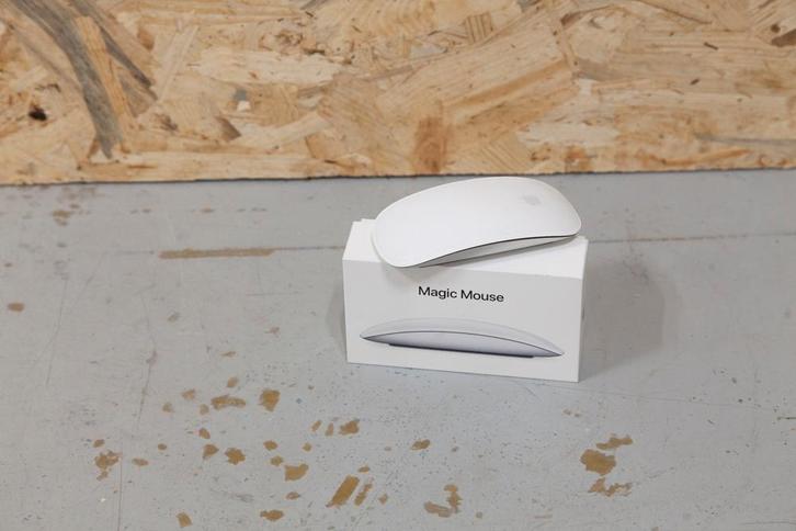 Apple Magic Mouse 2 in een doosje, Computers en Software, Muizen, Nieuw, Muis, Linkshandig, Rechtshandig, Draadloos, Ergonomisch