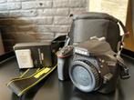 NIKON D3400 met batterij, oplader, hoesje, Audio, Tv en Foto, Fotocamera's Digitaal, Ophalen, Zo goed als nieuw, Spiegelreflex