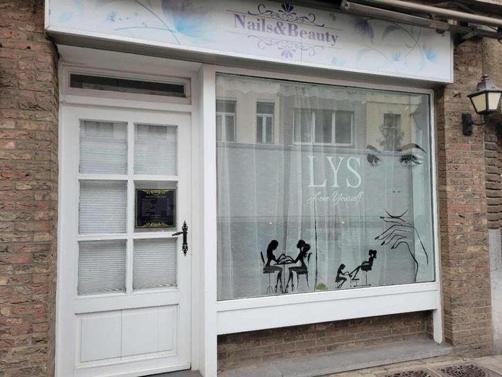 Nagelstudio wordt overgedragen — Ukkel (Brussel), Zakelijke goederen, Exploitaties en Overnames