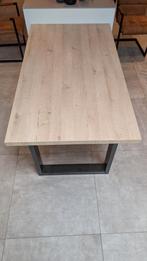 Eettafel 4 personen (industriële stijl), Huis en Inrichting, Ophalen, Zo goed als nieuw