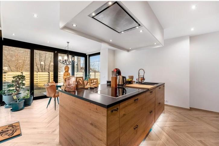 Villa met mogelijkheden te Schriek, Immo, Huizen en Appartementen te koop