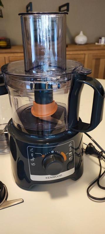Kenwood keuken mixer en blender  beschikbaar voor biedingen