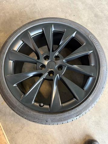 OEM Tesla 21”  beschikbaar voor biedingen