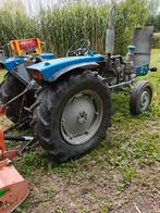 Traktor met klepelmaaier karen laadbak, Zakelijke goederen, Ophalen