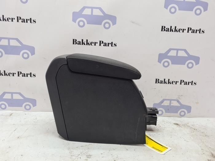 Middenconsoles van een Volkswagen Golf, Auto-onderdelen, Interieur en Bekleding, Volkswagen, Gebruikt, 3 maanden garantie