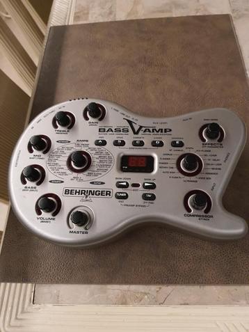 Behringer Bass V-Amp beschikbaar voor biedingen