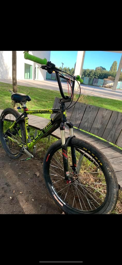 Custom cube wheelie bike, Fietsen en Brommers, Fietsonderdelen, Zo goed als nieuw, Frame, Ophalen