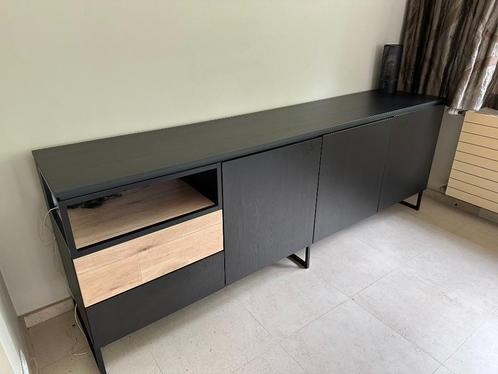 Dressoir – ruim & elegant, Huis en Inrichting, Kasten | Dressoirs, Zo goed als nieuw, 200 cm of meer, 50 tot 75 cm, Met lade(s)
