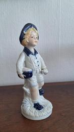 Schitterende vintage  porseleine beeldje, Verzenden