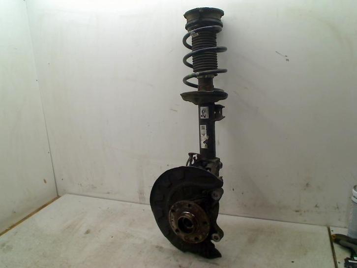 JAMBE DE FORCE AVANT DROIT Golf VII (AUA) (5Q0407258A), Autos : Pièces & Accessoires, Suspension & Châssis, Volkswagen, Utilisé