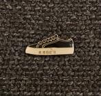 PIN - DIADORA - SNEAKERS, Verzamelen, Verzenden, Gebruikt, Merk, Speldje of Pin