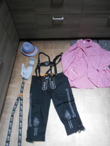Oktober Fest outfits / Per outfit 15 € beschikbaar voor biedingen