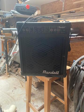 De Randall RB30XM basversterker beschikbaar voor biedingen