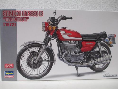 Suzuki GT380 1972 1:12 bouwdoos 21756, Hobby & Loisirs créatifs, Modélisme | Voitures & Véhicules, Neuf, Autres types, Plus grand que 1:32