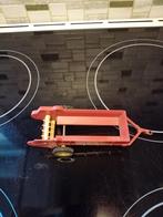 Mestwageltje Britains, Hobby en Vrije tijd, Modelauto's | 1:32, Ophalen of Verzenden, Gebruikt, Tractor of Landbouw, Britains