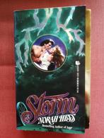 Norah HESS - Storm - engels, Ophalen of Verzenden, Zo goed als nieuw, Hess, Fictie