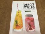 Geraldine Olivo - Detoxwater - prima staat, Boeken, Kookboeken, Overige typen, Zo goed als nieuw, Ophalen, Geraldine Olivo