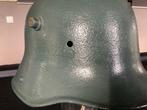 Coque de casque 1916 qui a été repeinte à décaper  ww1, Collections, Enlèvement ou Envoi