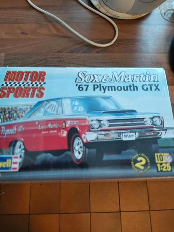 Revell Plymouth GTX 67 modelversie beschikbaar voor biedingen